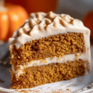 Pumpkin Cake with Cinnamon Cream Cheese Frosting