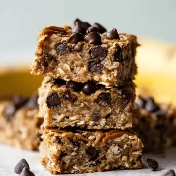 Peanut Butter Banana Chocolate Chip Oatmeal Bars