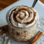 Cinnamon Roll Overnight Oatmeal Recipe