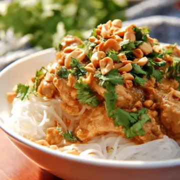 Slow Cooker Thai Peanut Chicken
