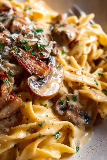 Creamy Mushroom Pasta