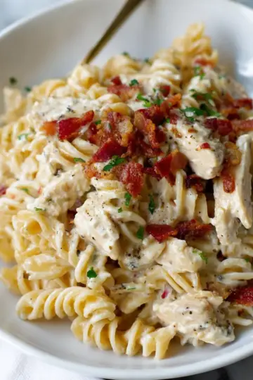 Chicken Bacon Ranch Pasta