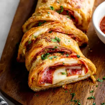 How to Make Homemade Stromboli