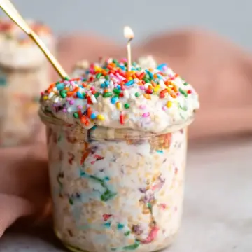 Cake Batter Overnight Oats