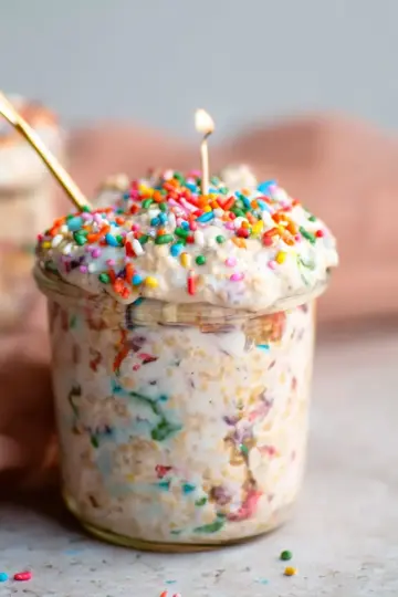 Cake Batter Overnight Oats