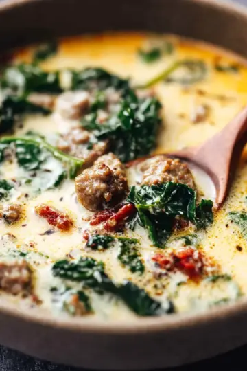 Easy Olive Garden Zuppa Toscana Soup