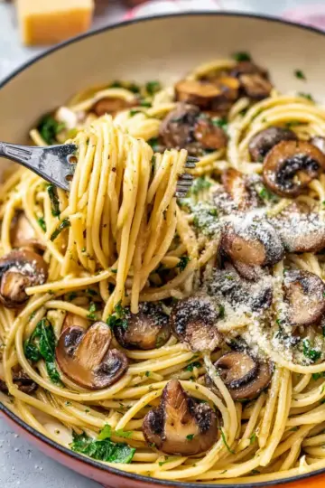 Easy Mushroom Garlic Spaghetti Recipe