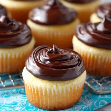 Boston Cream Pie Cupcakes