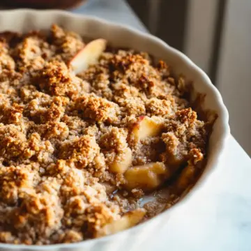 Healthy Breakfast Apple Crumble