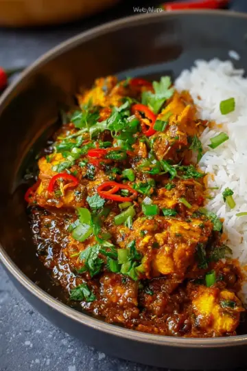 Garlic Chilli Chicken Curry